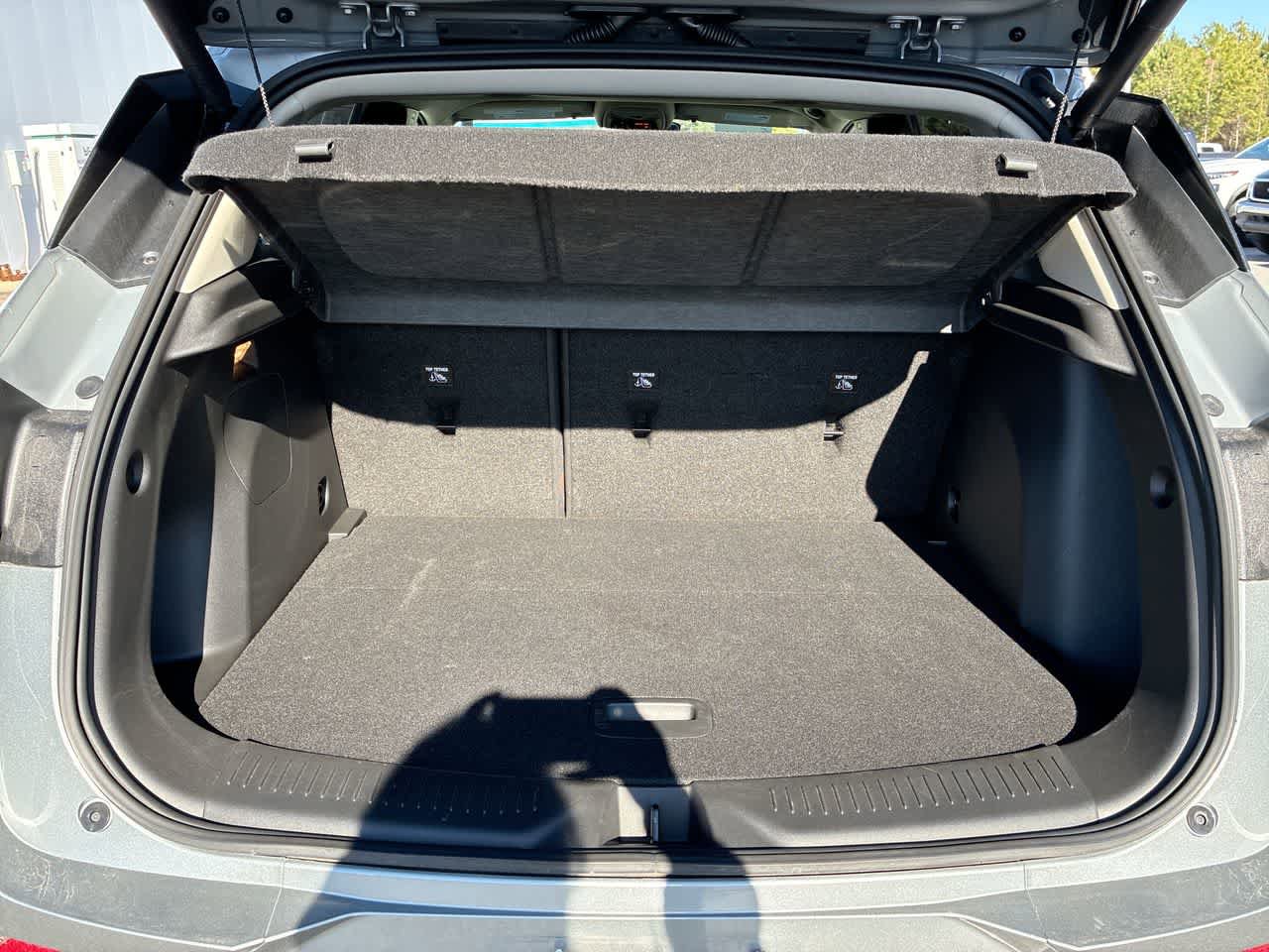 Used 2023 Buick Encore GX Select w/ Sport Touring Package FWD image 24