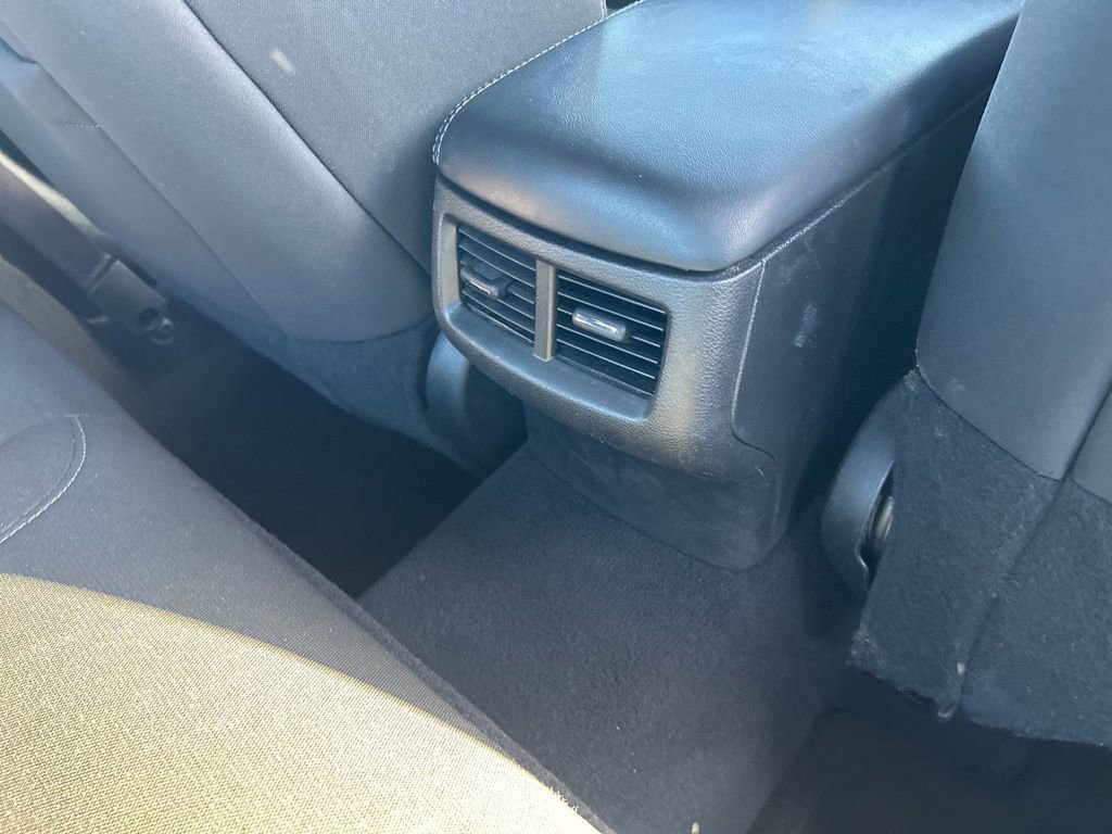 Certified 2022 Dodge Challenger SXT w/ Blacktop Package image 25