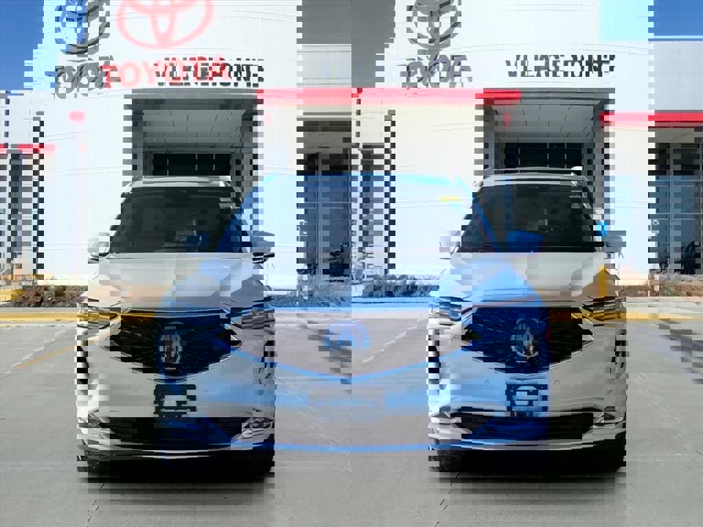 Used 2023 Acura MDX SH-AWD w/ Advance Package image 2