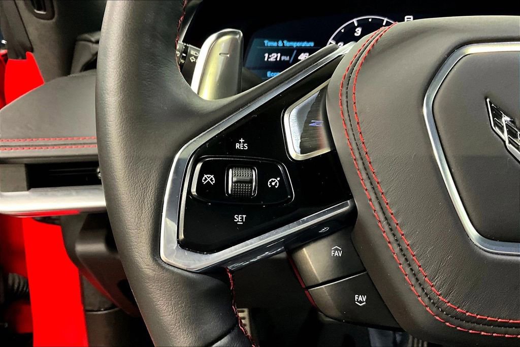 Used 2021 Chevrolet Corvette Stingray Premium Conv w/ Z51 Performance Package RWD image 10