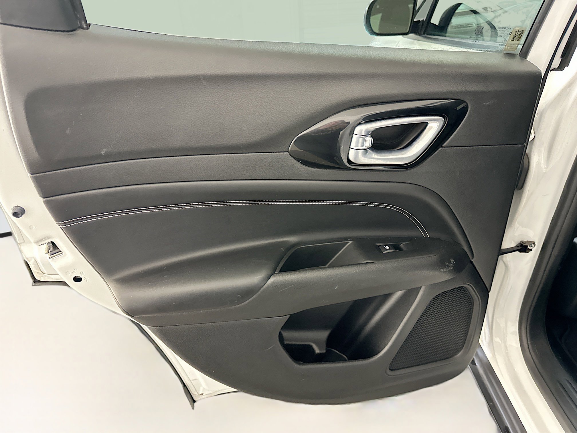 Used 2022 Jeep Compass Altitude image 26