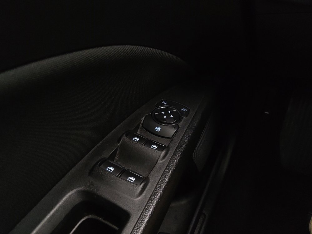 Used 2019 Ford Fusion SE image 27