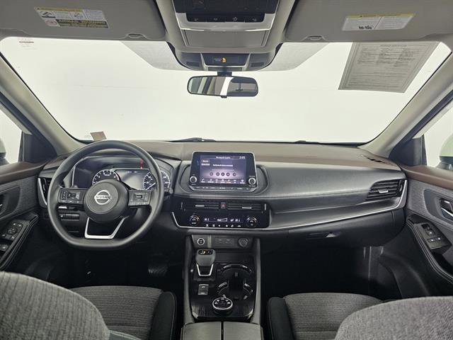 Used 2021 Nissan Rogue SV image 27