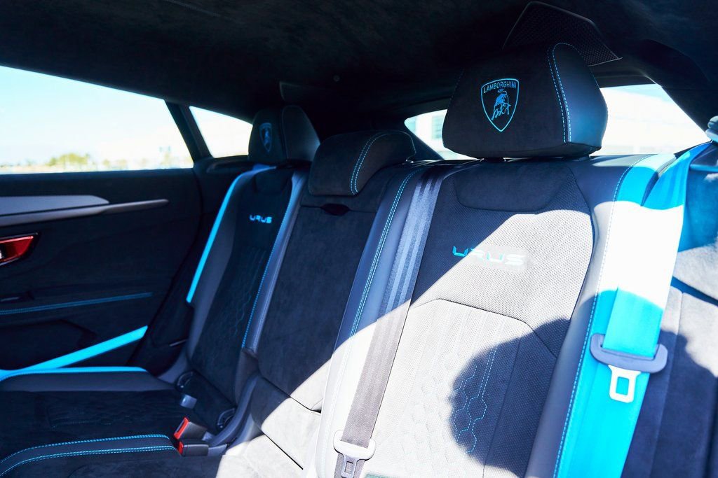 Used 2024 Lamborghini Urus Performante image 54