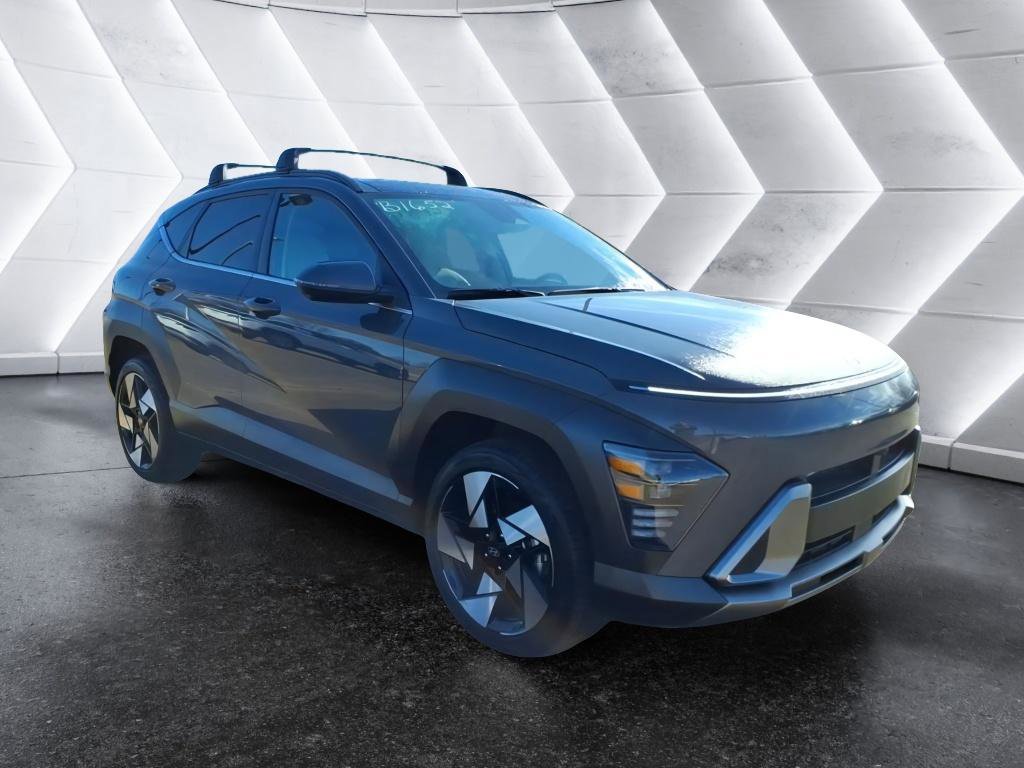 Used 2025 Hyundai Kona Limited image 7