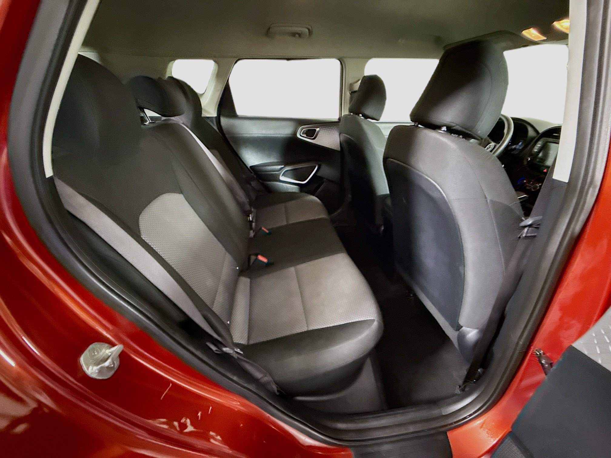 Used 2022 Kia Soul LX FWD image 26