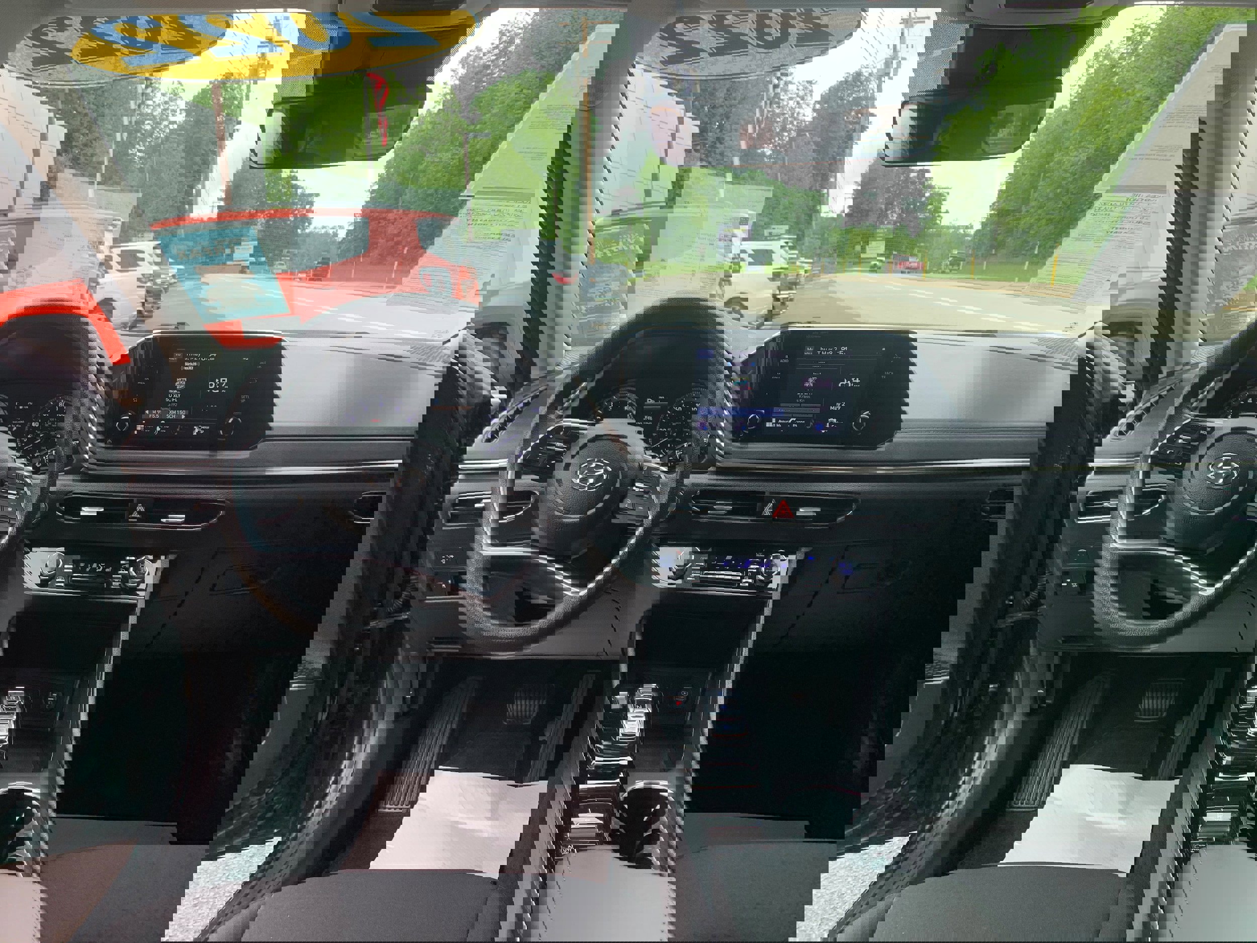 Used 2022 Hyundai Sonata SEL w/ Preferred Accessory Package image 21