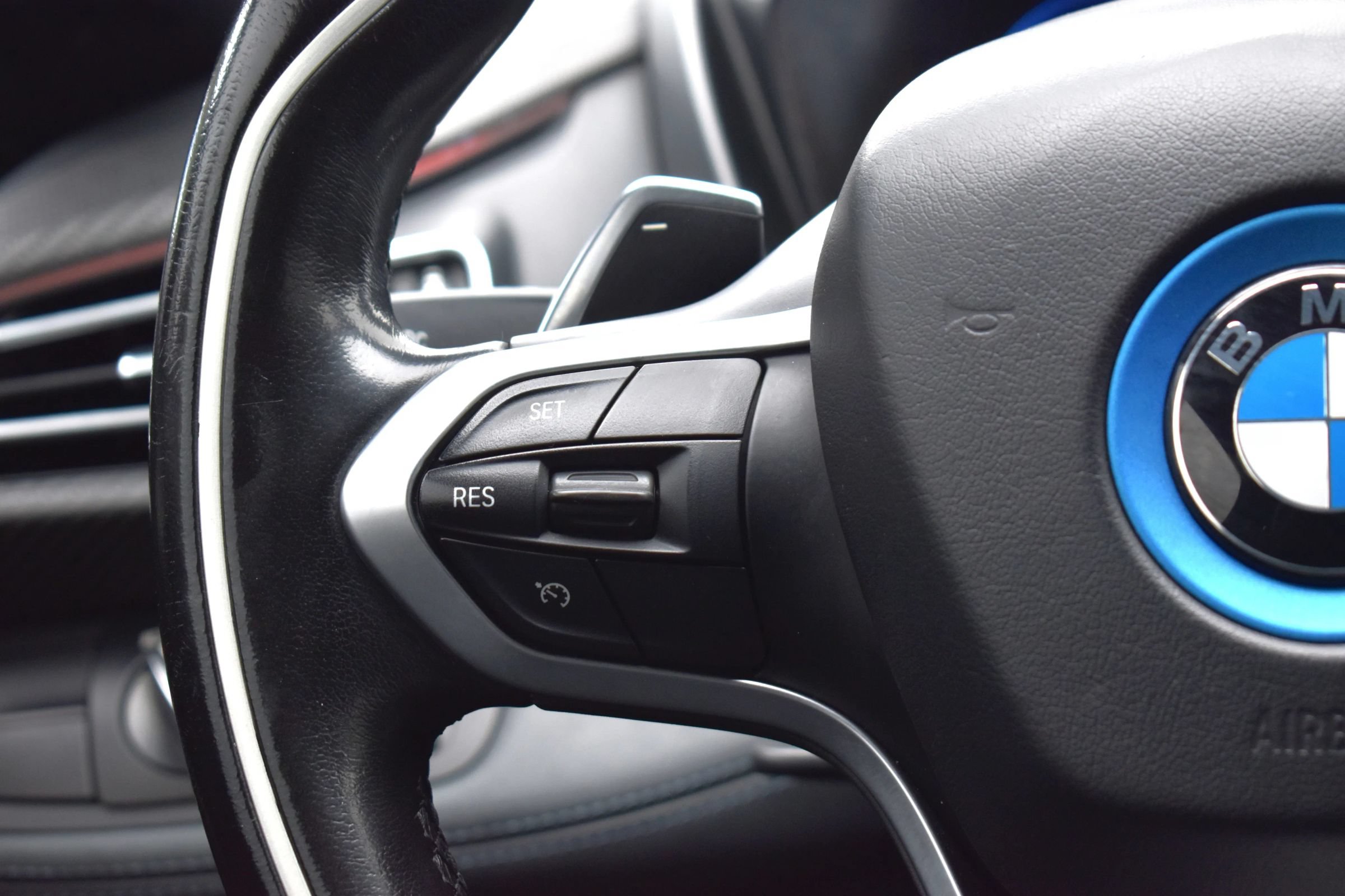 Used 2017 BMW i8 AWD/4WD image 26