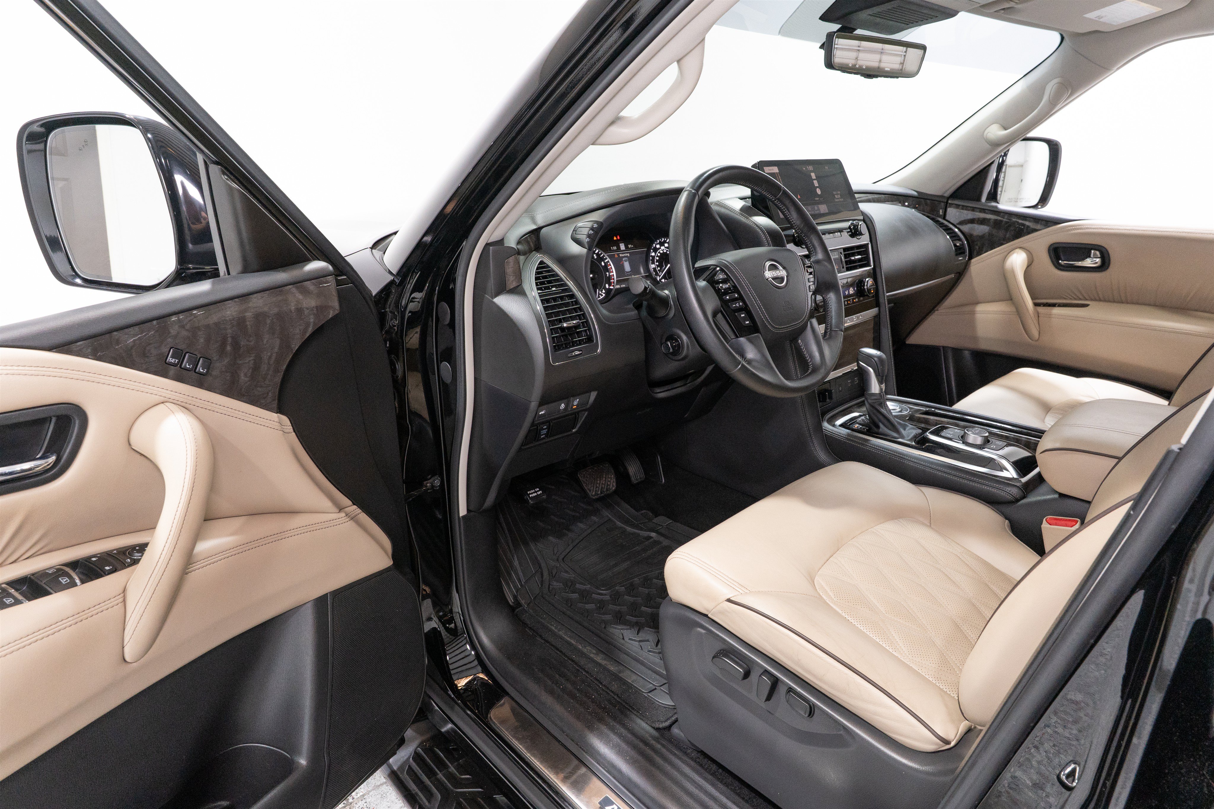 Used 2022 Nissan Armada Platinum RWD image 12
