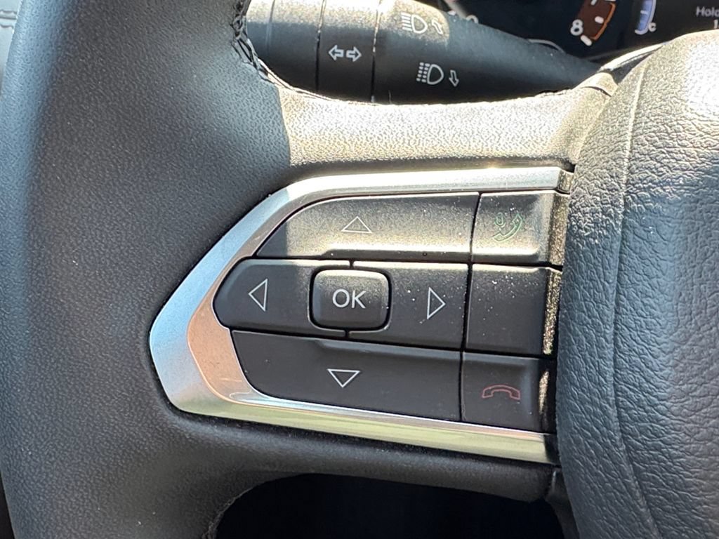 Used 2024 Jeep Compass Limited AWD/4WD image 16