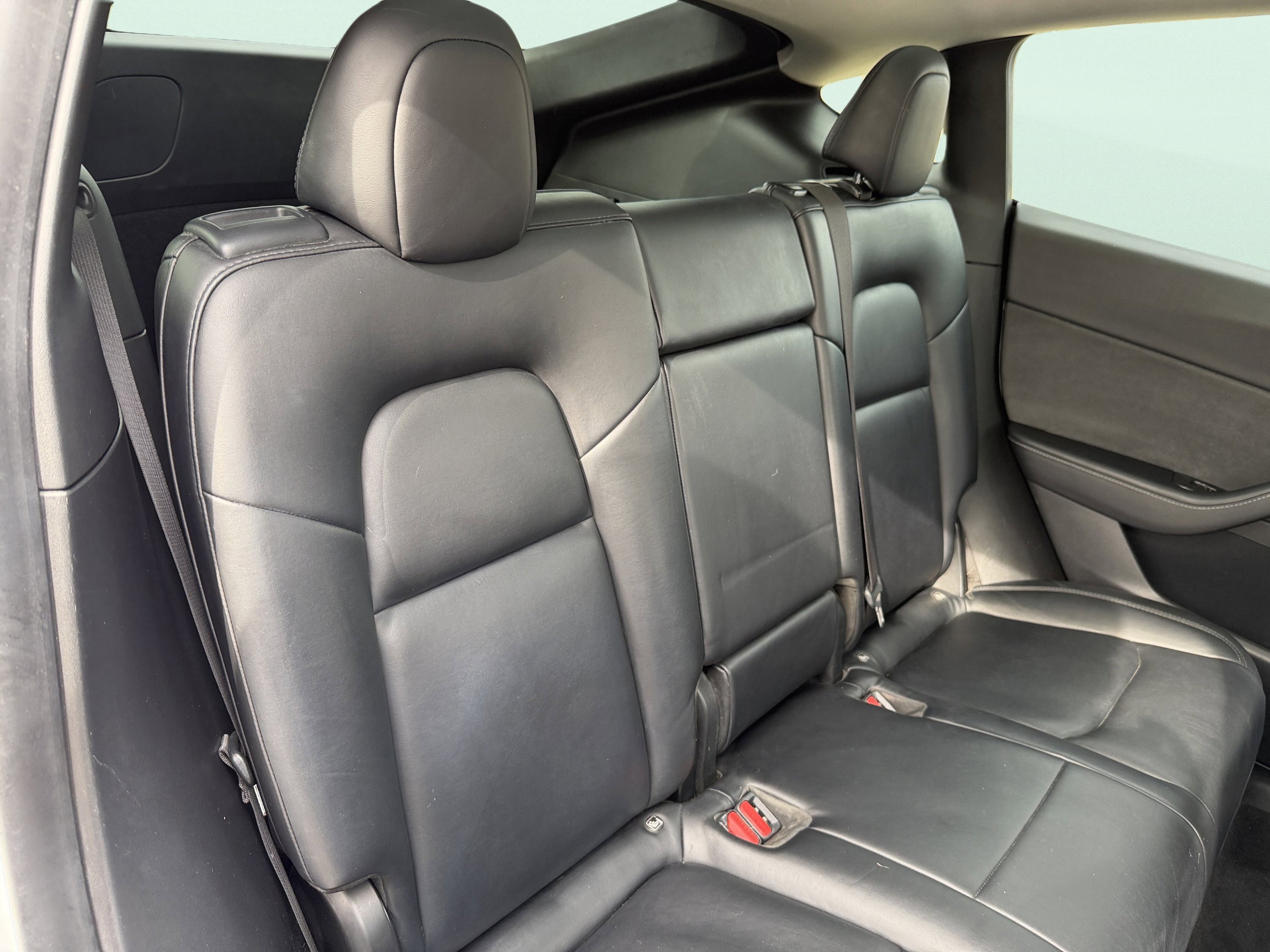 Used 2021 Tesla Model Y Long Range image 33