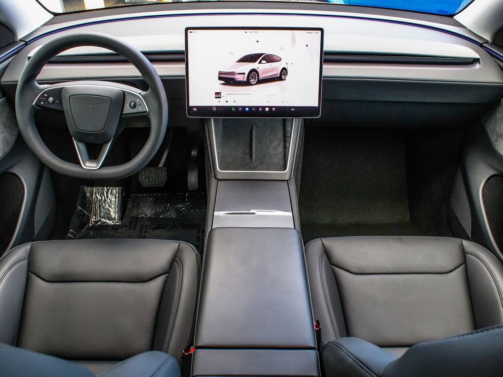 Used 2026 Tesla Model Y Long Range image 35