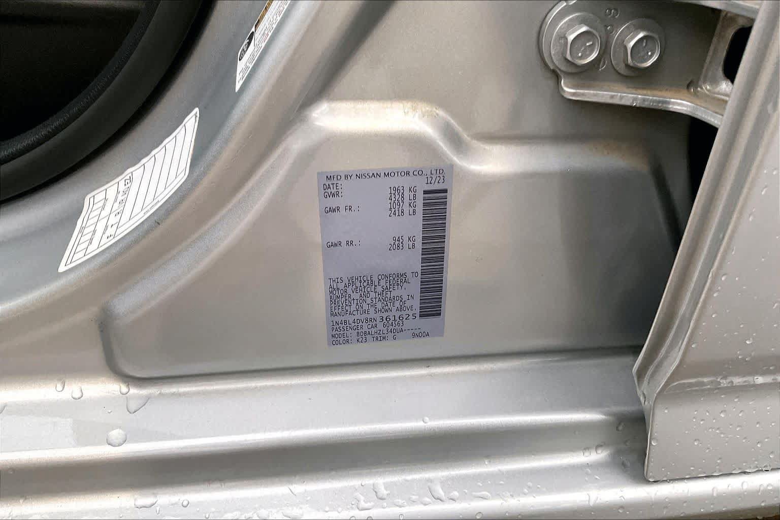 Used 2024 Nissan Altima 2.5 SV FWD image 34