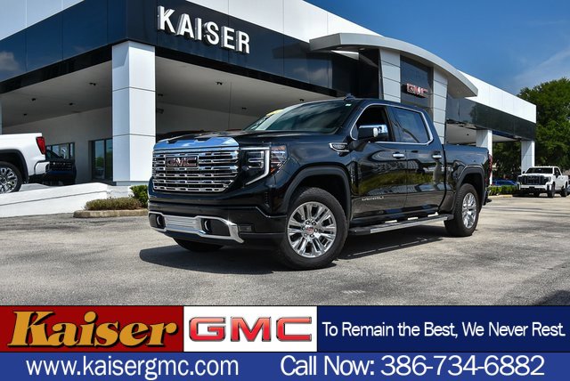 Used 2024 GMC Sierra 1500 Denali w/ Technology Package image 1