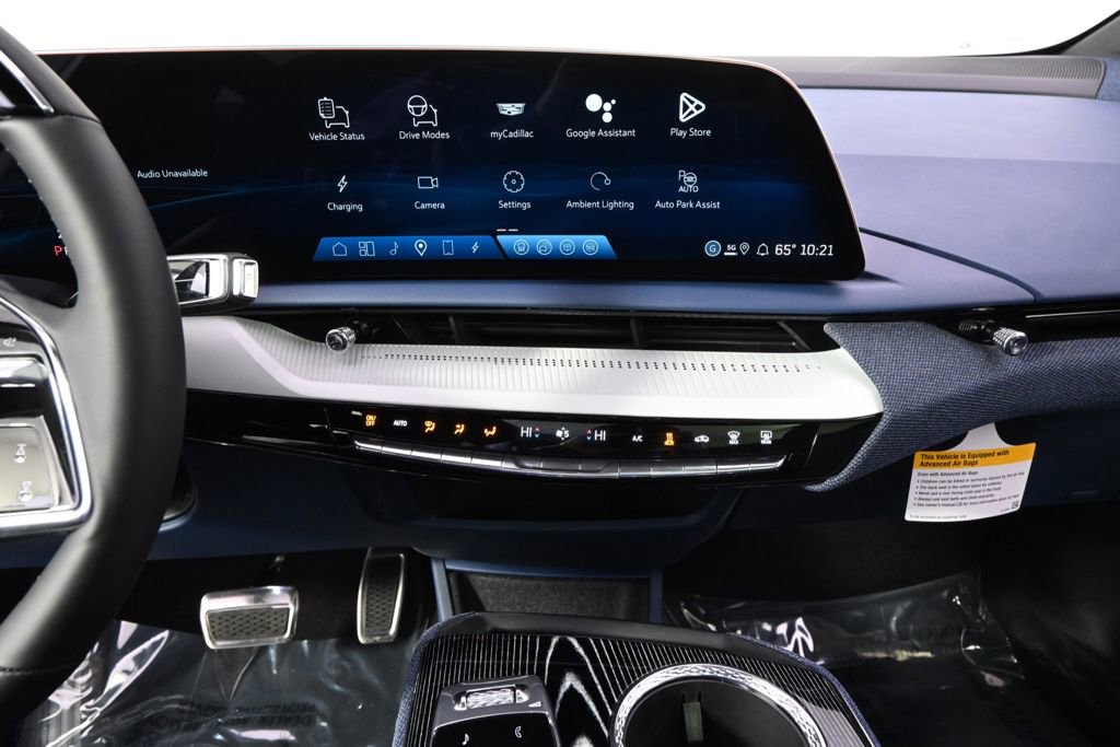 New 2026 Cadillac Optiq Luxury 2 AWD/4WD image 26