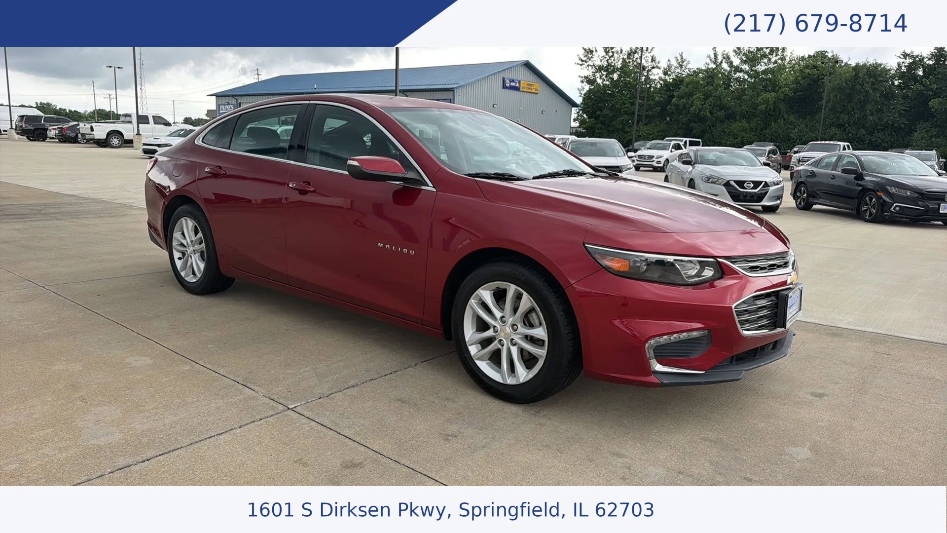 Used 2017 Chevrolet Malibu LT FWD image 1