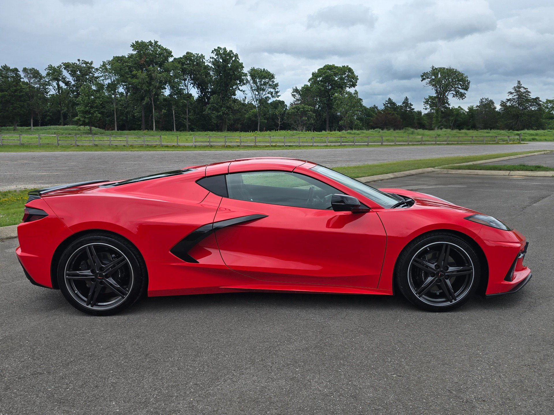 Used 2024 Chevrolet Corvette Stingray Coupe w/ Battery Protection Package RWD image 8