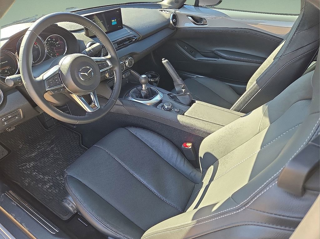 Used 2024 MAZDA MX-5 Miata Grand Touring w/ Weather Package image 18