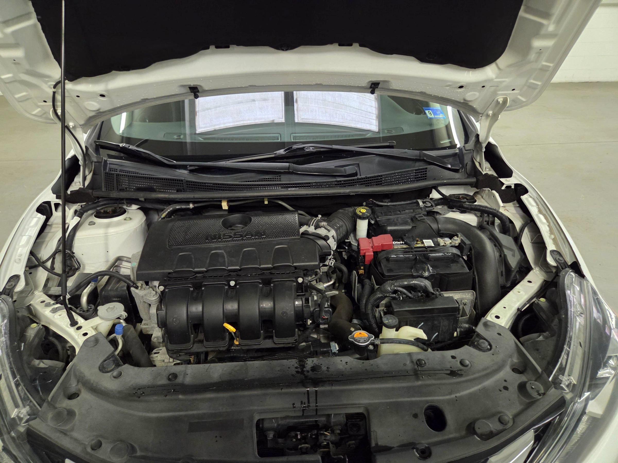 Used 2016 Nissan Sentra SL w/ Technology Package FWD image 41