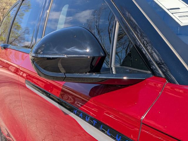 New 2026 Lincoln Nautilus Reserve image 12