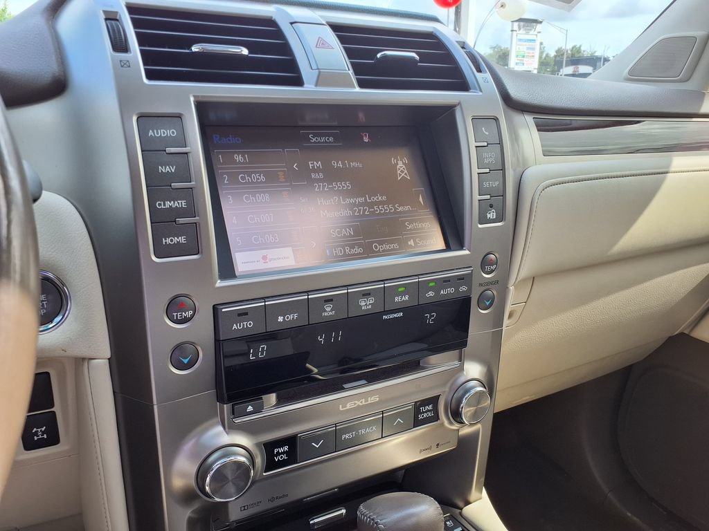 Used 2018 Lexus GX 460 Premium w/ Premium Package AWD/4WD image 28