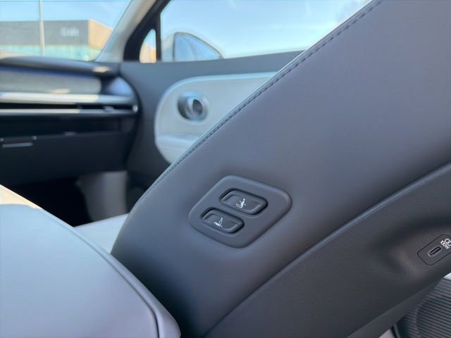 New 2026 Hyundai Ioniq 9 Limited image 32