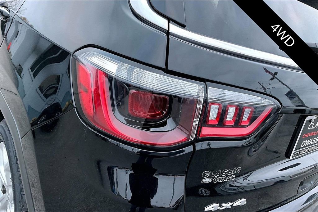 Used 2024 Jeep Compass Latitude image 22