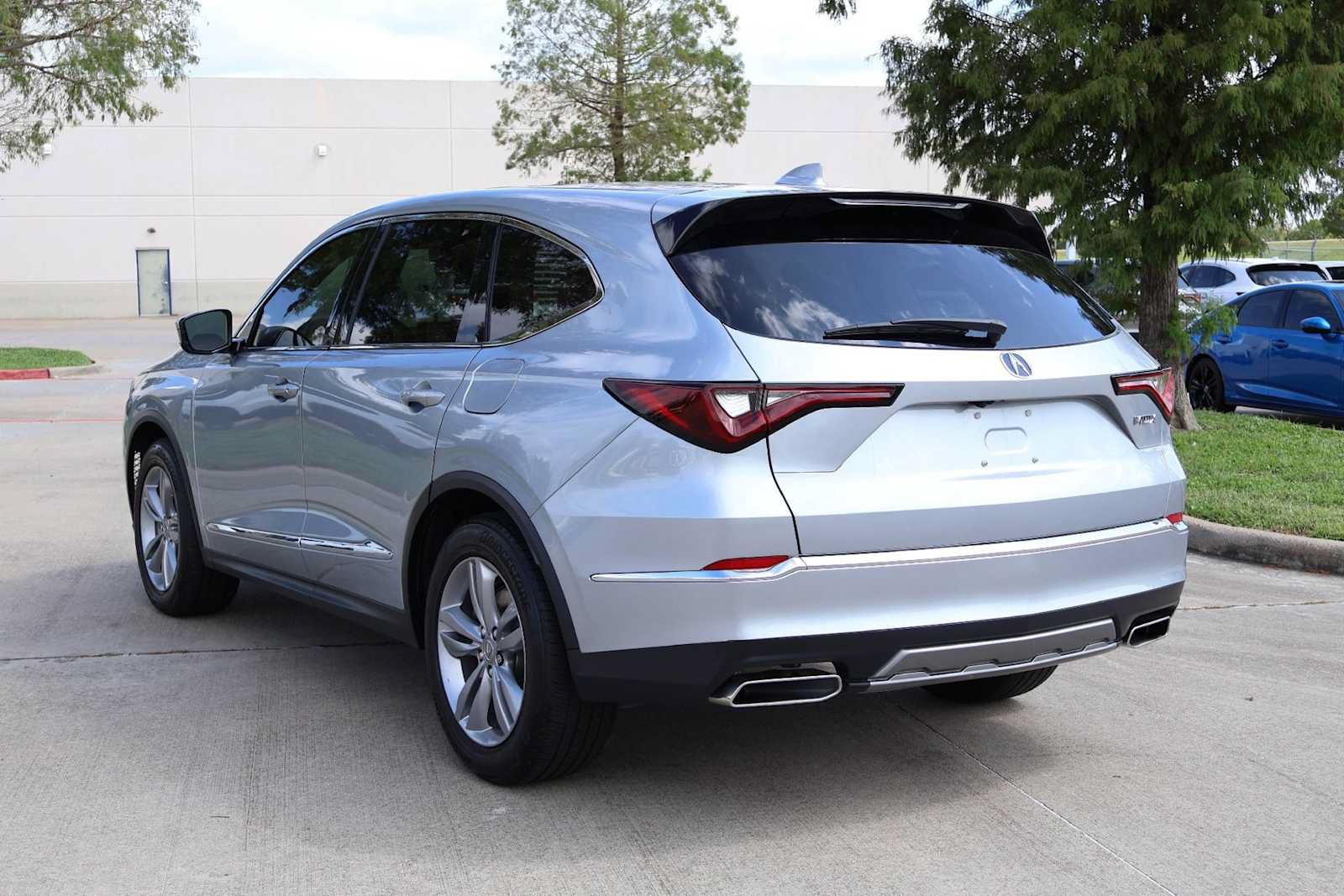 Certified 2025 Acura MDX FWD image 4