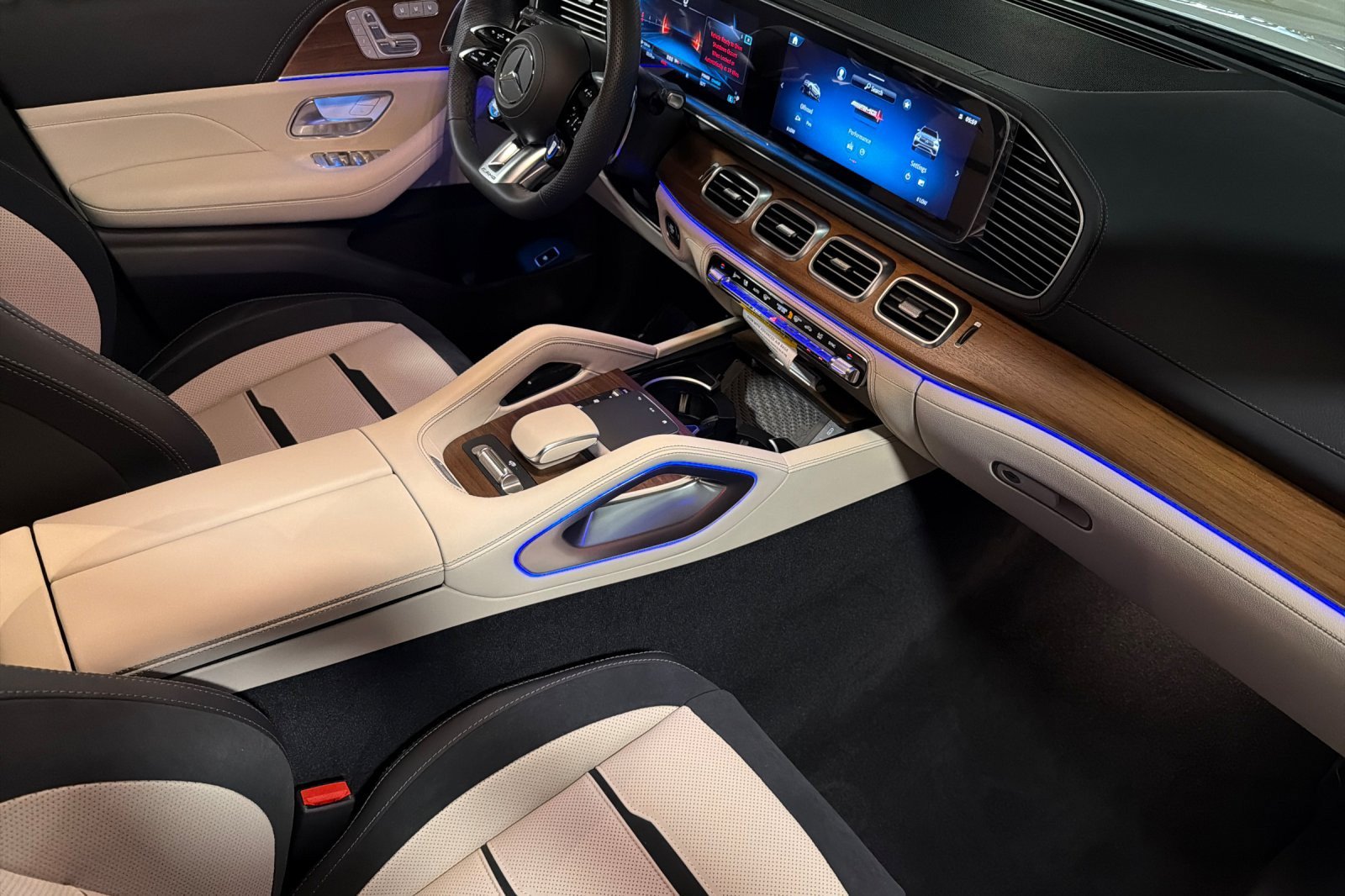 New 2026 Mercedes-Benz GLE 53 AMG 4MATIC image 15