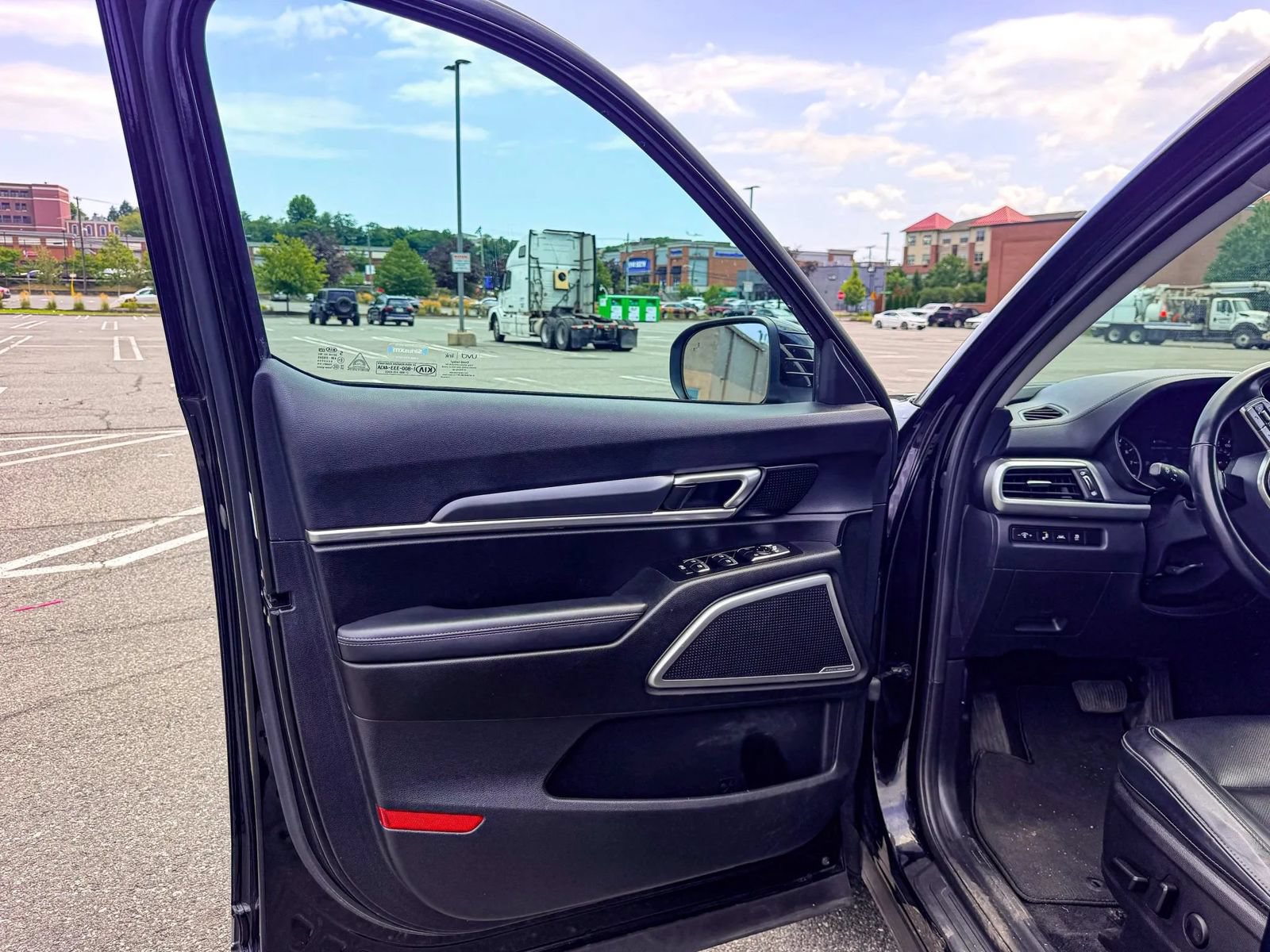 Used 2021 Kia Telluride S AWD/4WD image 17