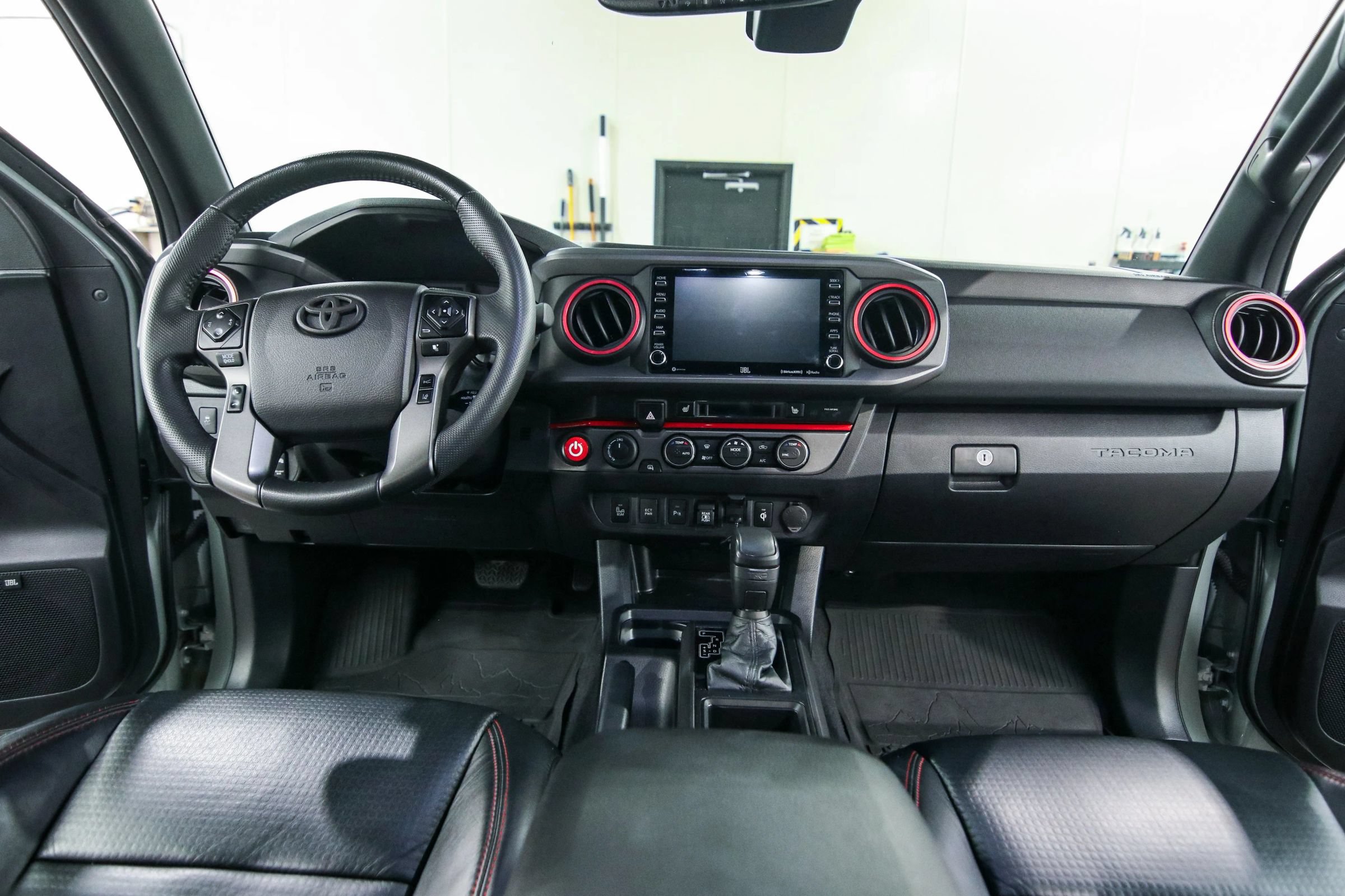 Used 2021 Toyota Tacoma TRD Pro AWD/4WD image 23