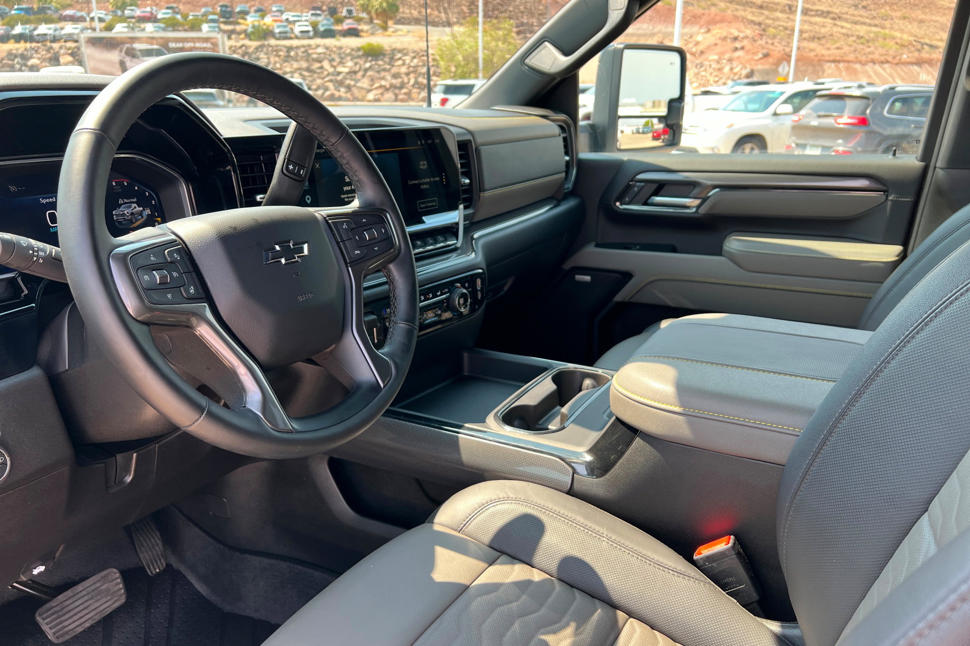 Used 2026 Chevrolet Silverado 2500 ZR2 AWD/4WD image 17