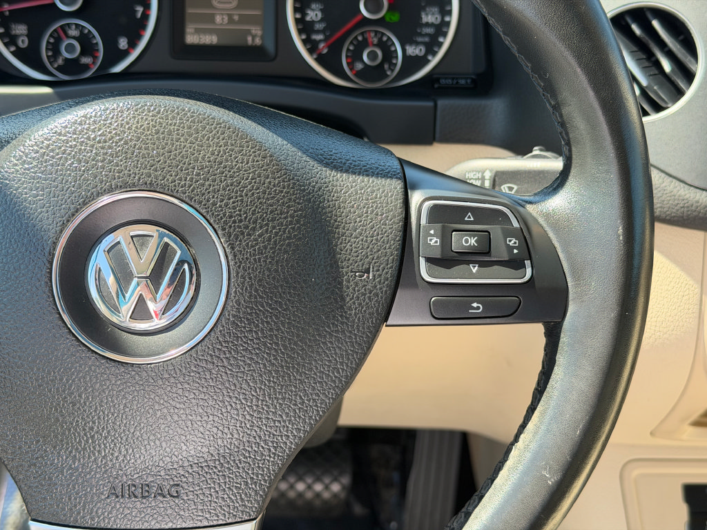 Used 2017 Volkswagen Tiguan Wolfsburg Edition FWD image 29