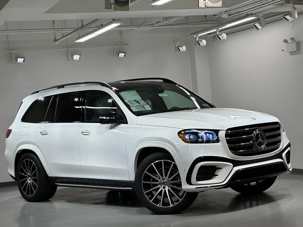 New 2025 Mercedes-Benz GLS 580 4MATIC image 2