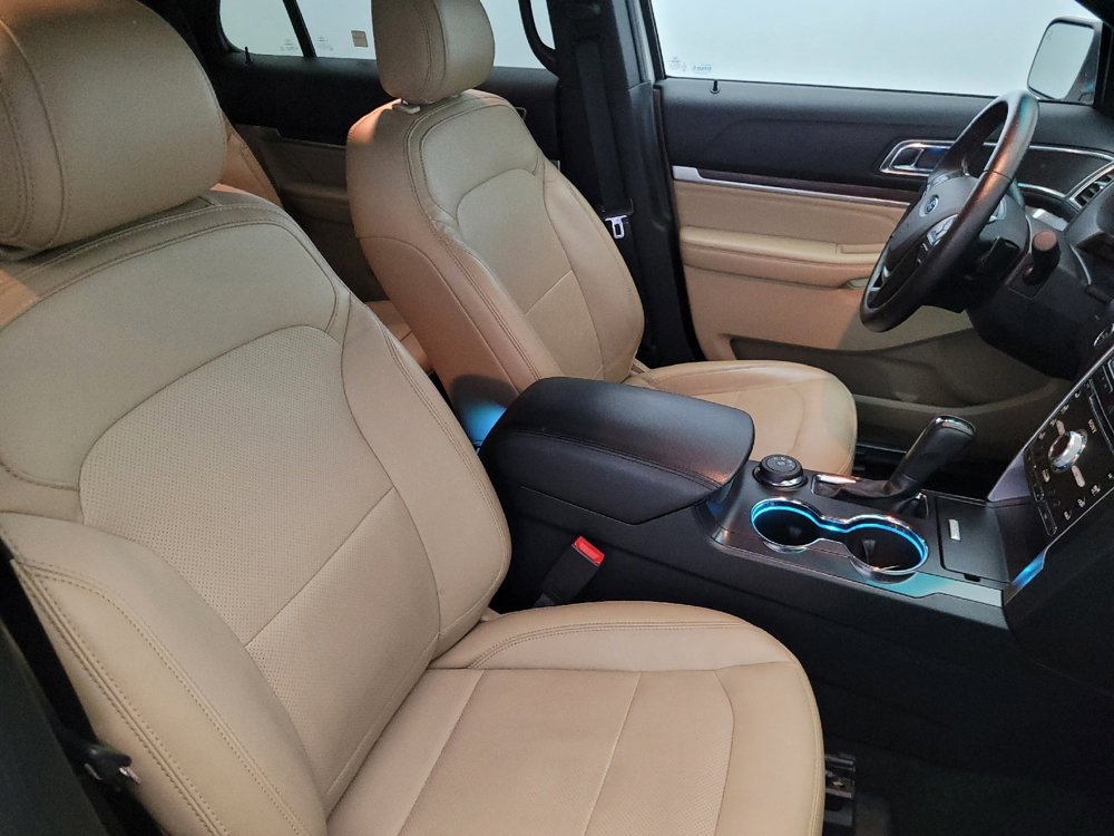 Used 2016 Ford Explorer Limited w/ Equipment Group 301A AWD/4WD image 21