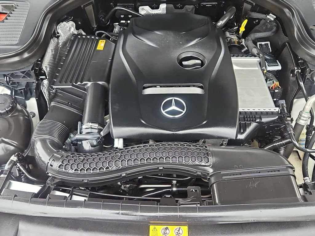 Used 2018 Mercedes-Benz GLC 300 image 22