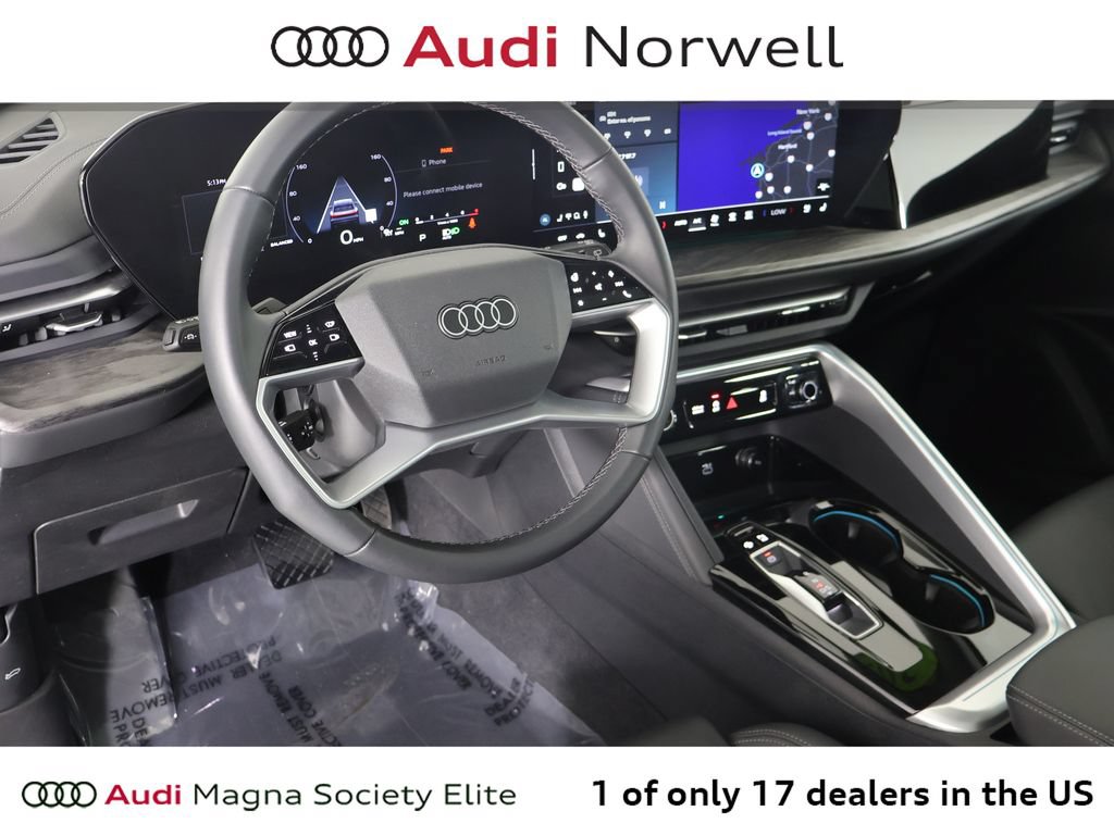 Used 2025 Audi Q5 2.0T w/ Premium Plus AWD/4WD image 2