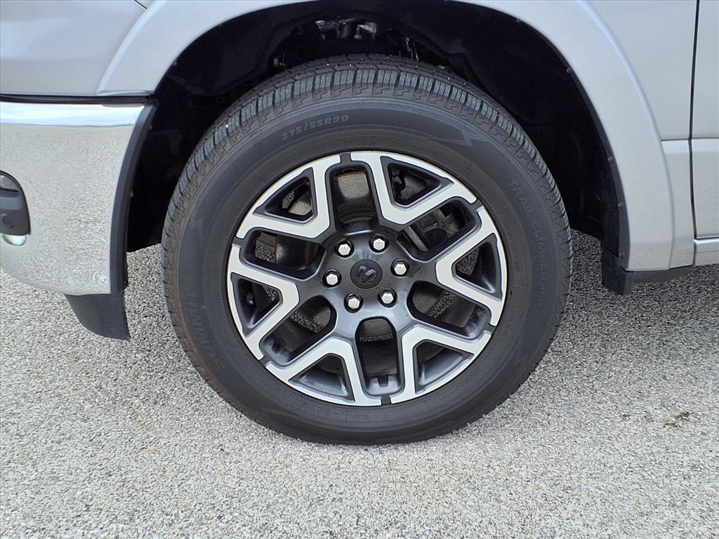 Used 2025 RAM 1500 Laramie AWD/4WD image 23