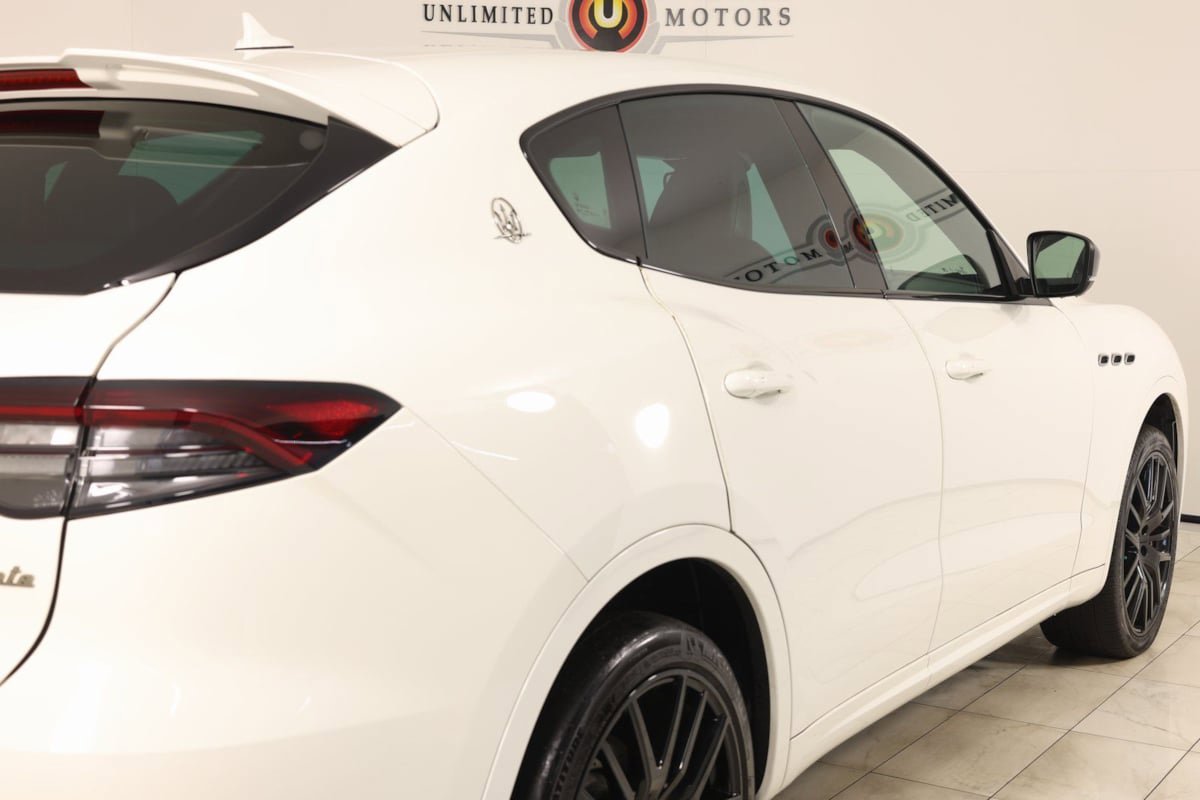 Used 2021 Maserati Levante GTS AWD/4WD image 41