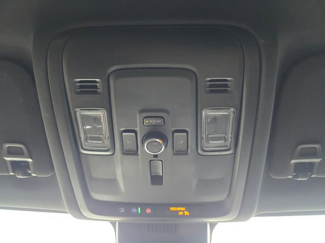 Used 2025 GMC Yukon Elevation w/ LPO, Elevation Black Package RWD image 27