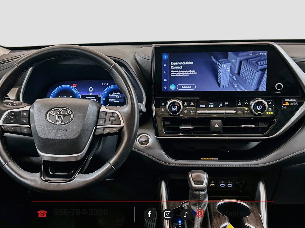 Used 2024 Toyota Highlander Limited FWD image 22