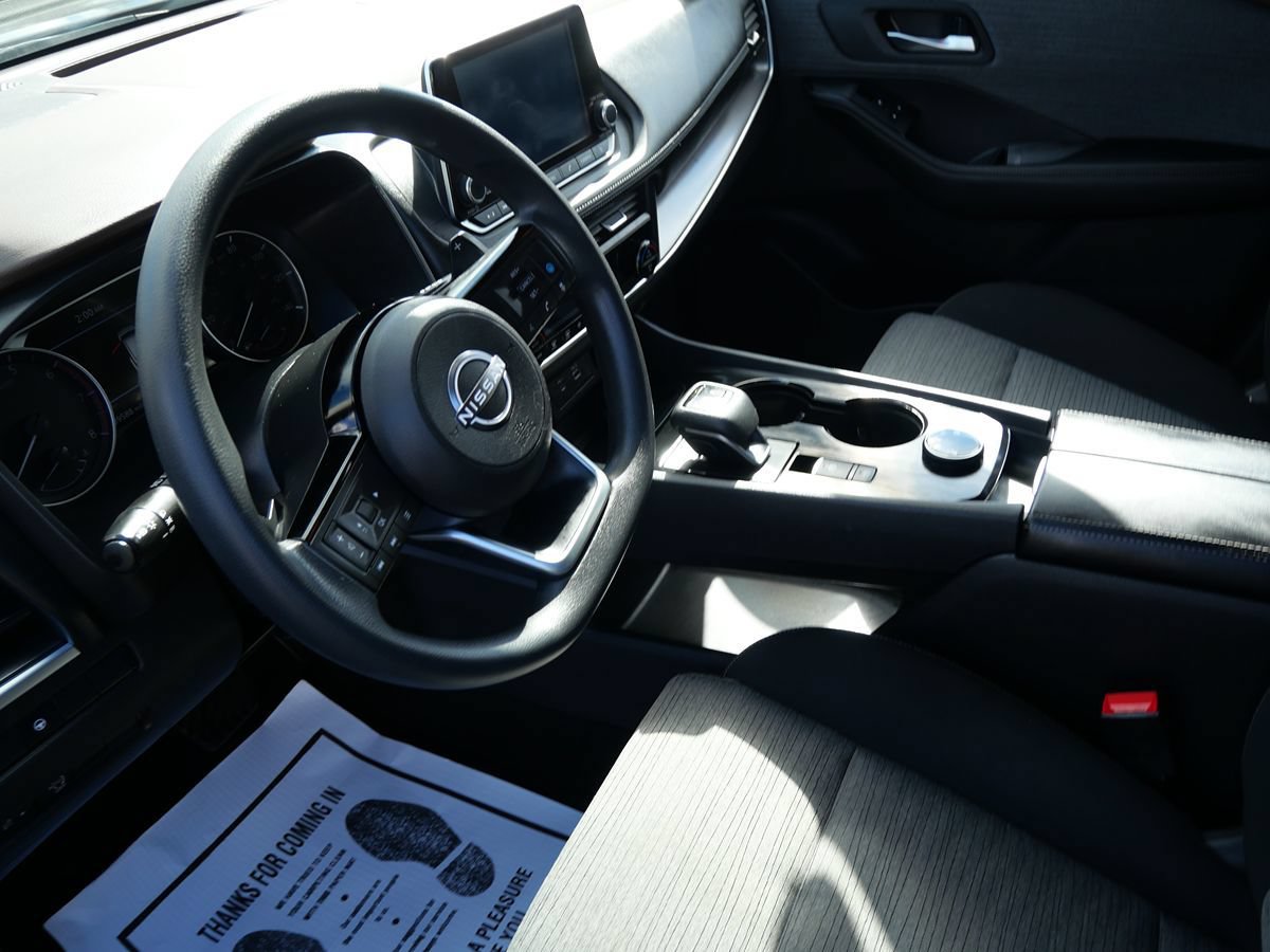 Used 2023 Nissan Rogue SV AWD/4WD image 12