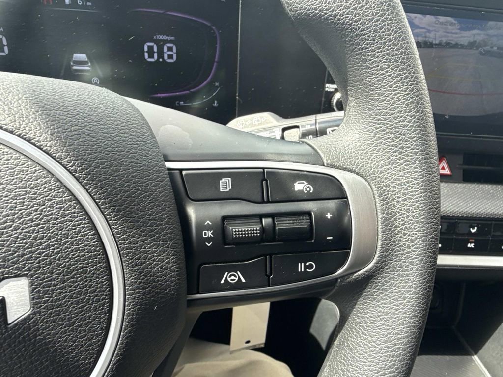 Used 2024 Kia Sportage LX image 27