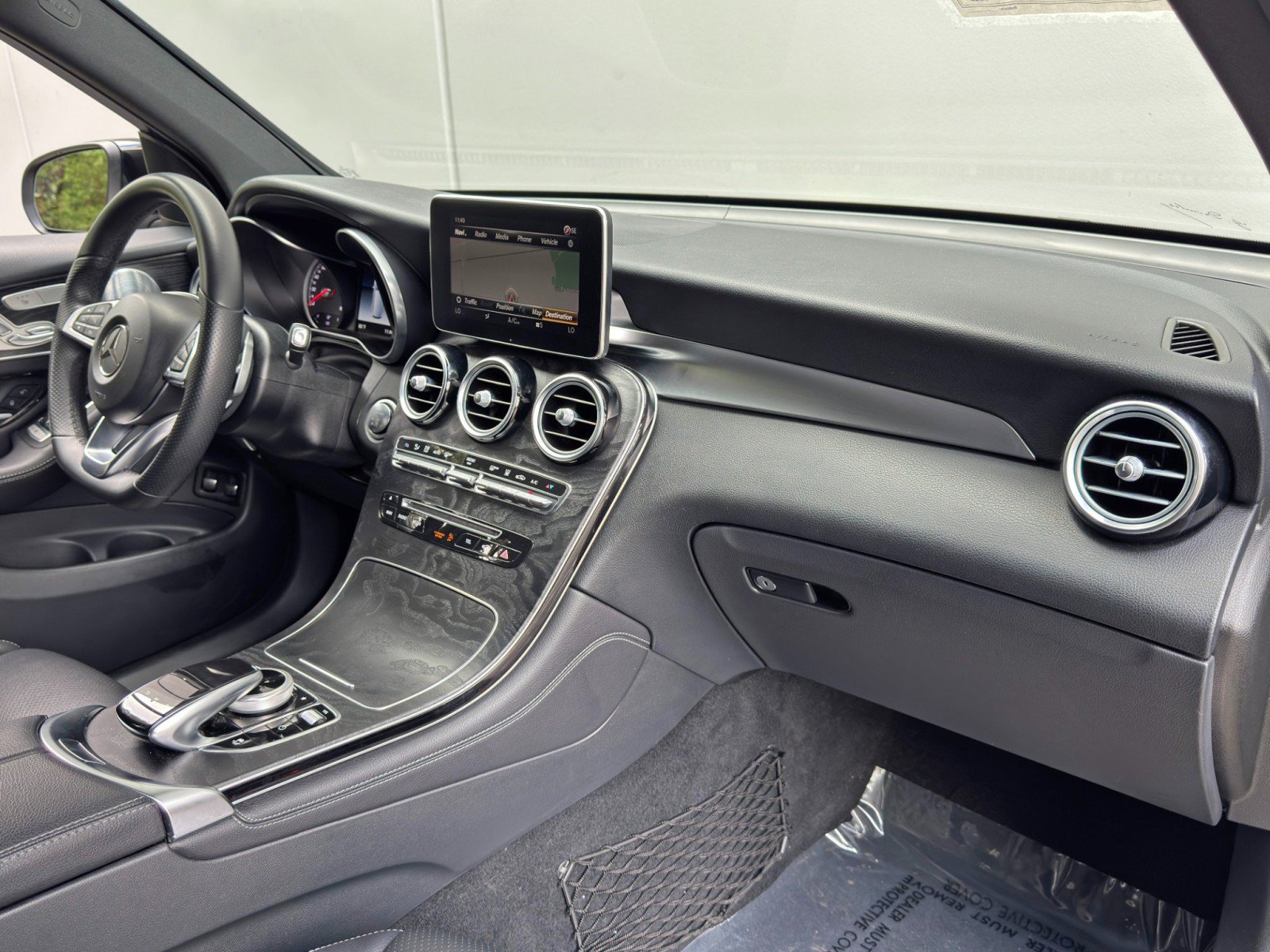 Used 2018 Mercedes-Benz GLC 350e 4MATIC image 14