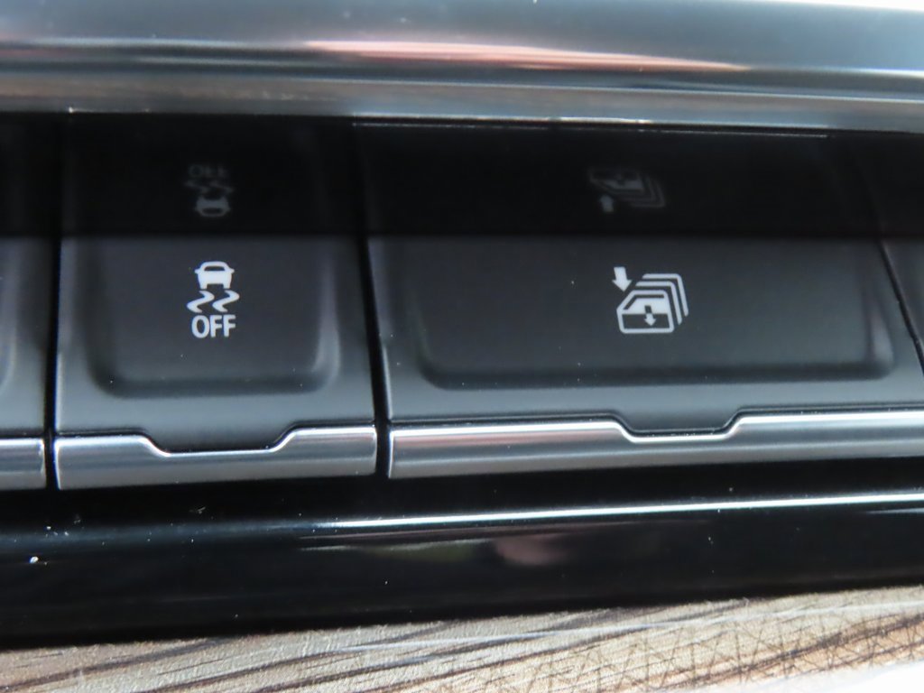 Certified 2025 Chevrolet Silverado 1500 LT image 10