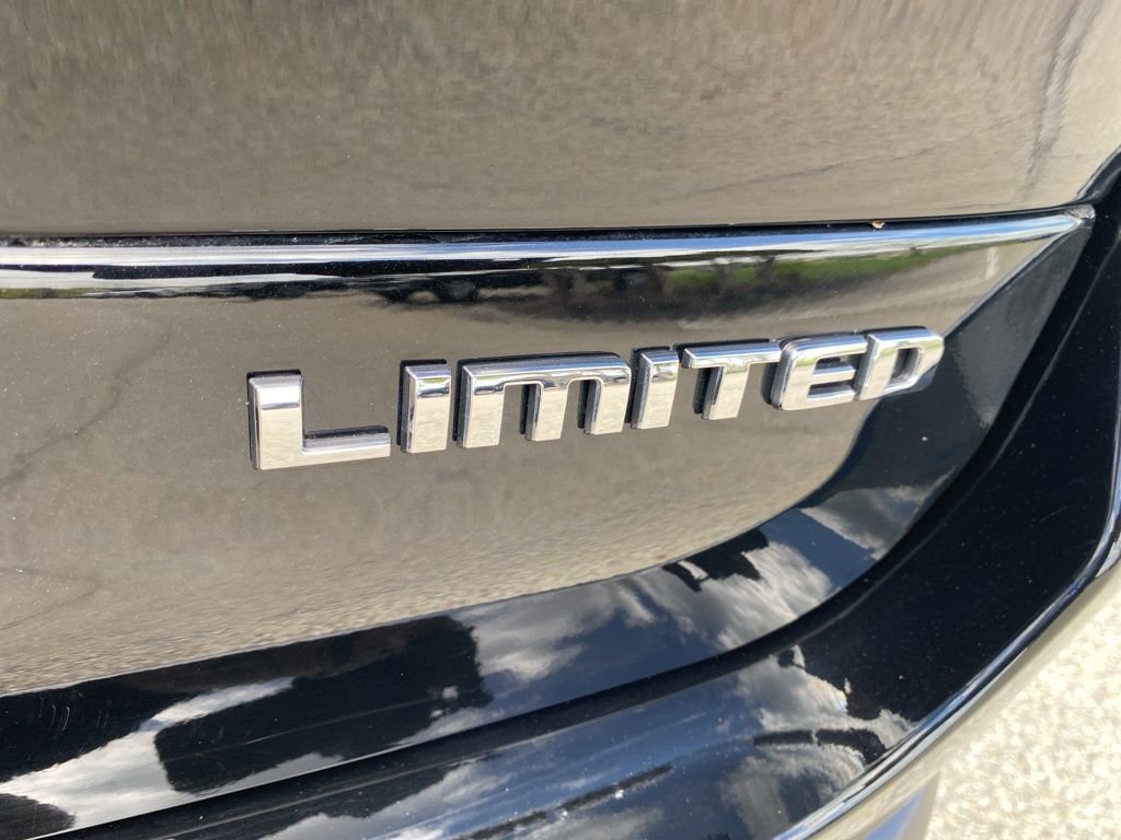 Used 2023 Jeep Grand Cherokee L Limited image 16