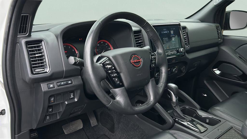 Used 2022 Nissan Frontier Pro-X w/ Pro-X Premium Package RWD image 12