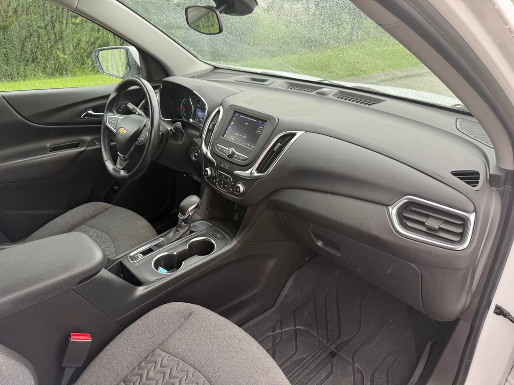 Used 2024 Chevrolet Equinox LT w/ LPO, Floor Liner Package FWD image 24