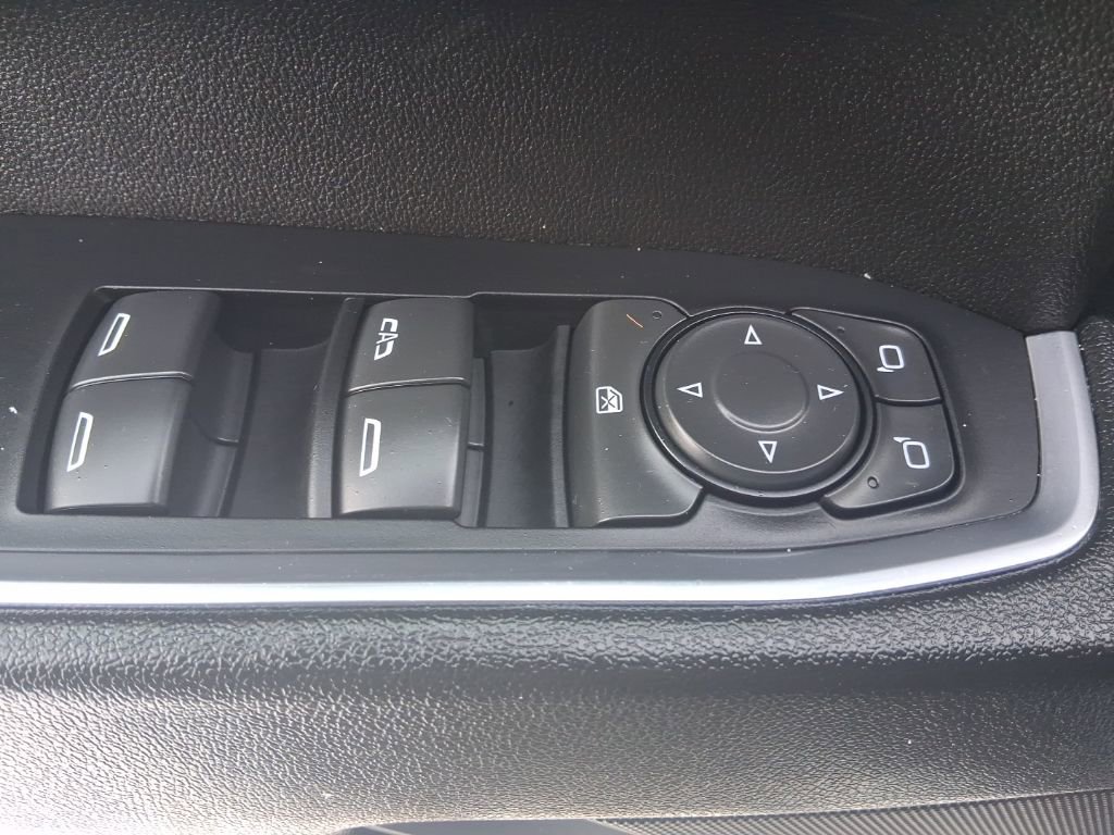 Used 2024 Chevrolet Silverado 2500 LT image 20