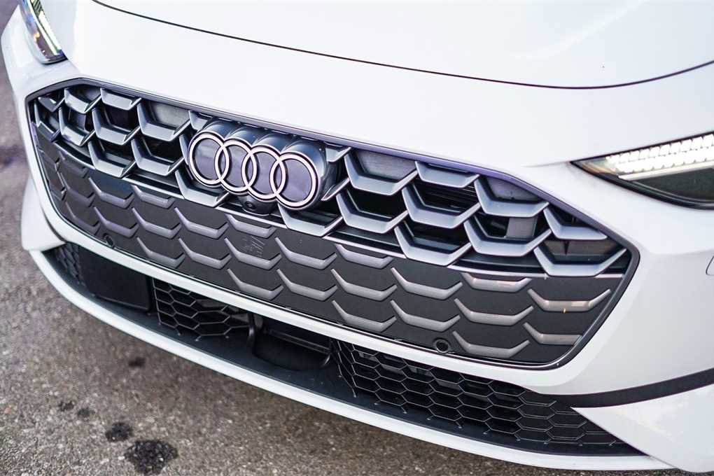 New 2025 Audi A5 2.0T Prestige image 8